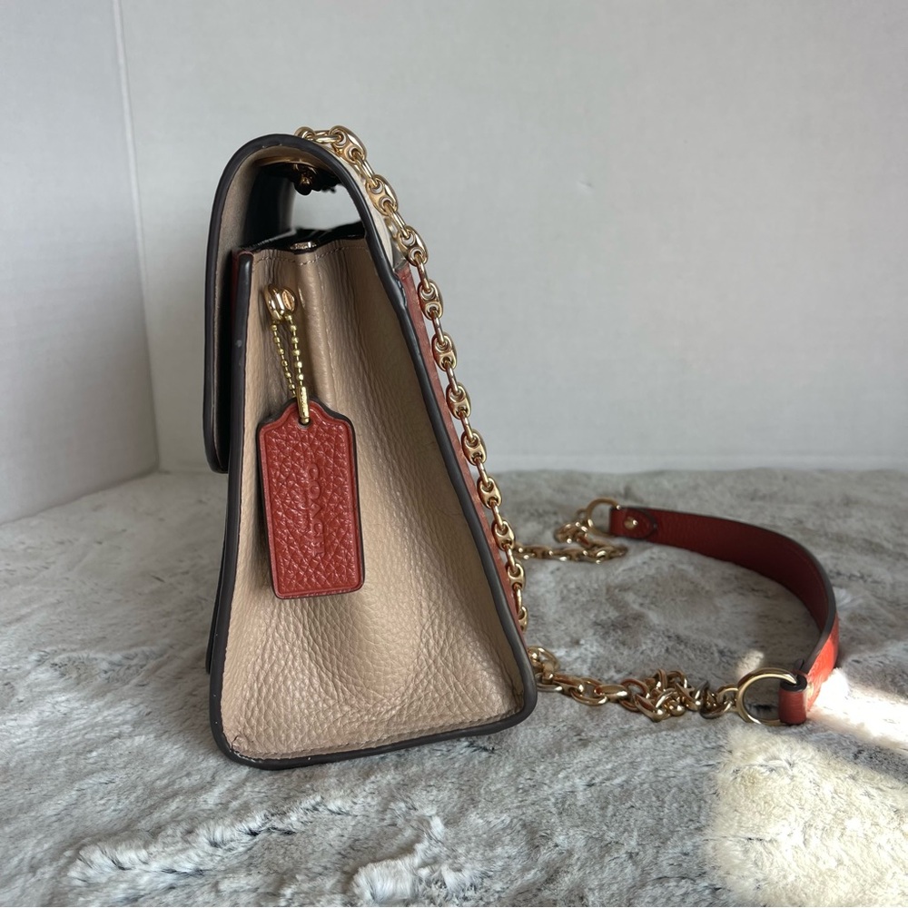 Coach LANE SHOULDER BAG IN COLORBLOCK SIGNATURE CANVAS - Picture 8 of 16